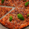 LA-Style Crispy Bar Pizza – Thin, Crunchy, and Tavern-Inspired
