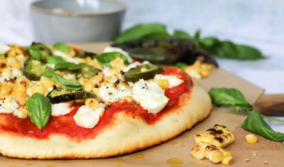 Roasted Corn & Jalapeño Pizza – A Spicy-Sweet SoCal Summer Favorite