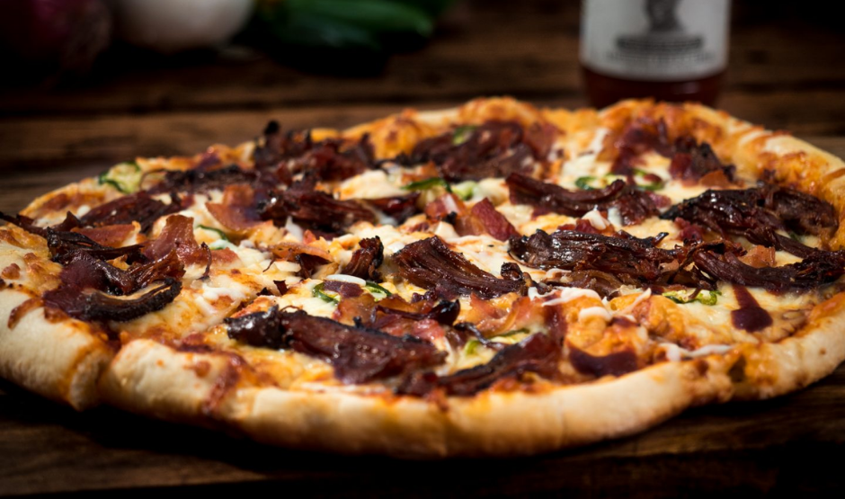 Short Rib Gorgonzola Pizza – Bold, Rich Flavor for LA Foodies