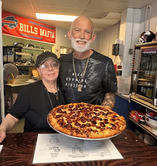 Polk’s Best pizza award-winning local pizzeria serving signature slice